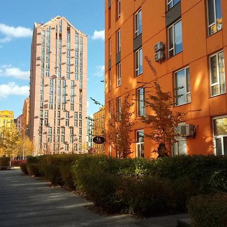 קייב Positive Smile Studio Apartment In The Colorful Comfort Town Residental Complex. Kt-06. מראה חיצוני תמונה