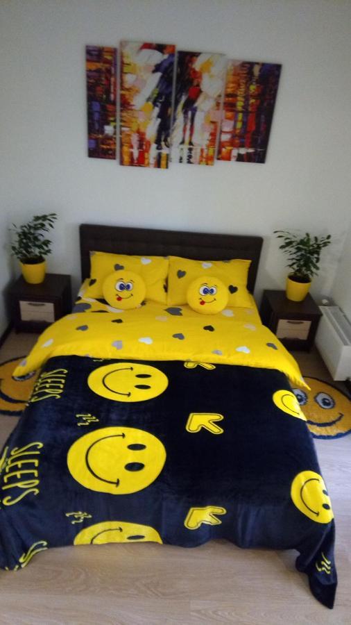 קייב Positive Smile Studio Apartment In The Colorful Comfort Town Residental Complex. Kt-06. מראה חיצוני תמונה