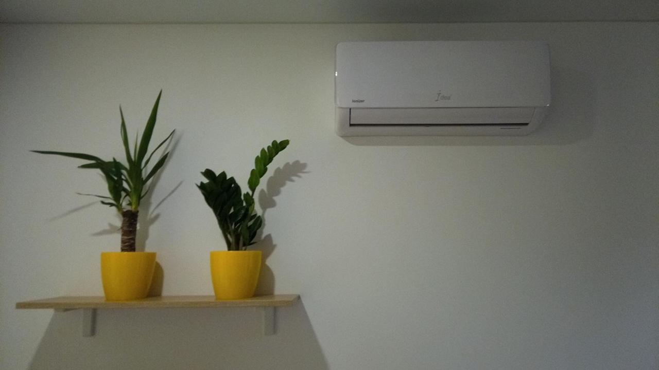 קייב Positive Smile Studio Apartment In The Colorful Comfort Town Residental Complex. Kt-06. מראה חיצוני תמונה