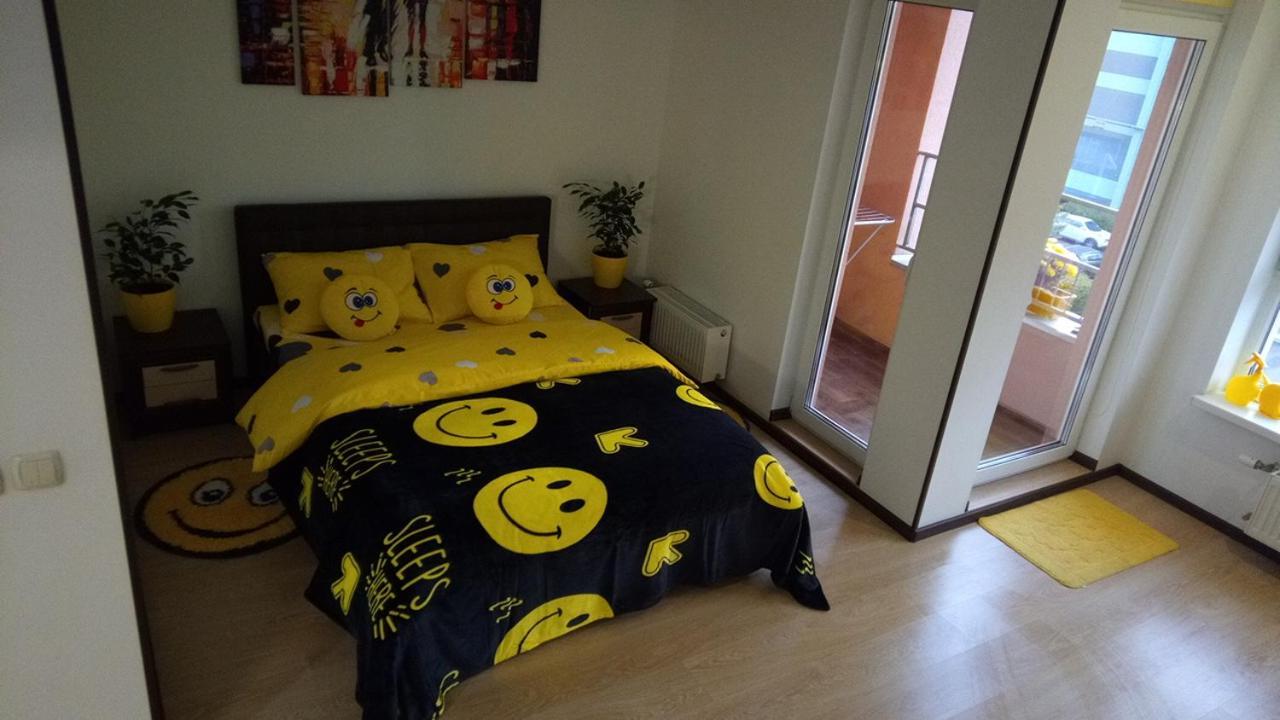 קייב Positive Smile Studio Apartment In The Colorful Comfort Town Residental Complex. Kt-06. מראה חיצוני תמונה