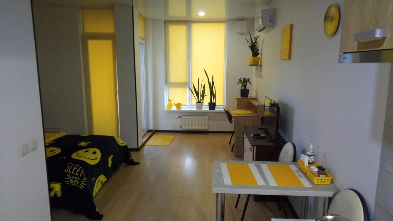 קייב Positive Smile Studio Apartment In The Colorful Comfort Town Residental Complex. Kt-06. מראה חיצוני תמונה