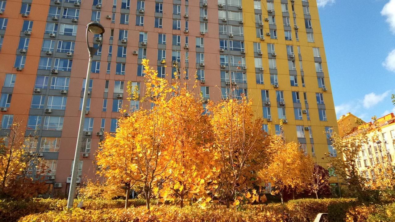 קייב Positive Smile Studio Apartment In The Colorful Comfort Town Residental Complex. Kt-06. מראה חיצוני תמונה