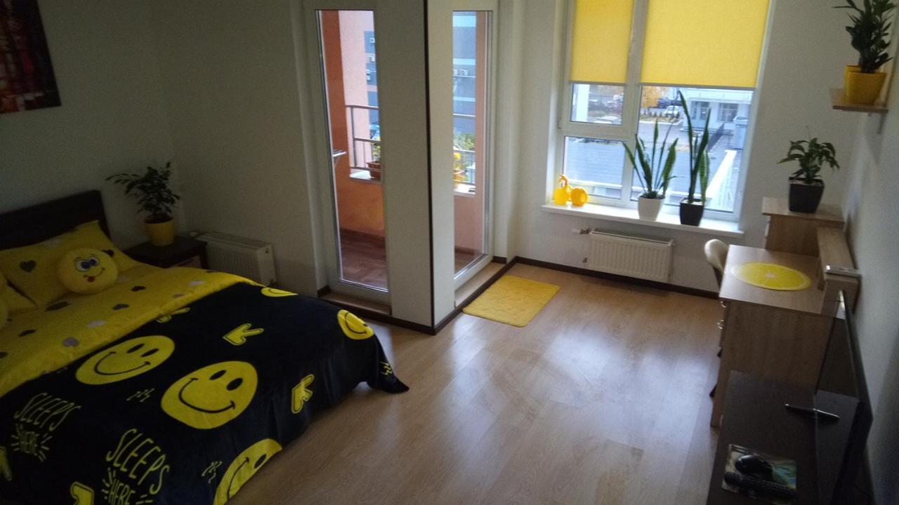 קייב Positive Smile Studio Apartment In The Colorful Comfort Town Residental Complex. Kt-06. מראה חיצוני תמונה