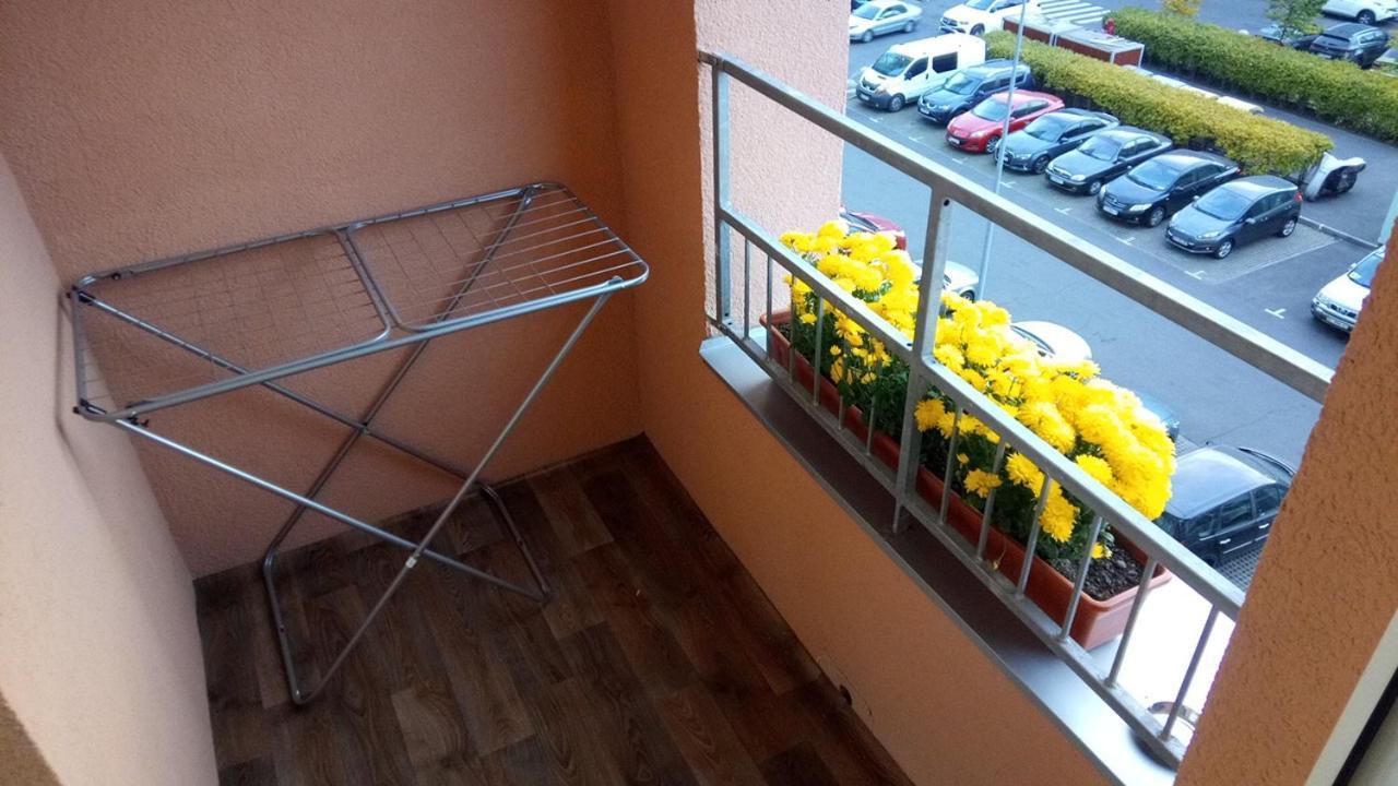 קייב Positive Smile Studio Apartment In The Colorful Comfort Town Residental Complex. Kt-06. מראה חיצוני תמונה